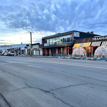 Quaint & Cozy Accommodation Edmonton Exterior photo